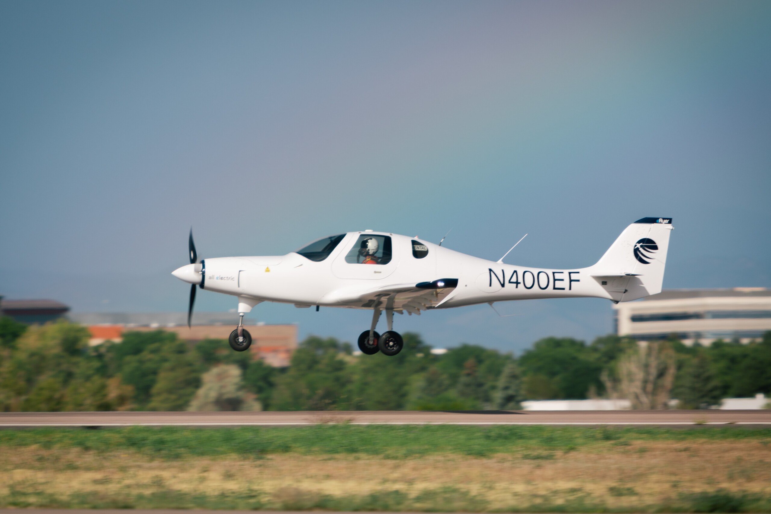 Bye Aerospace Flies Conforming eFlyer 2 Electric Trainer for the First Time