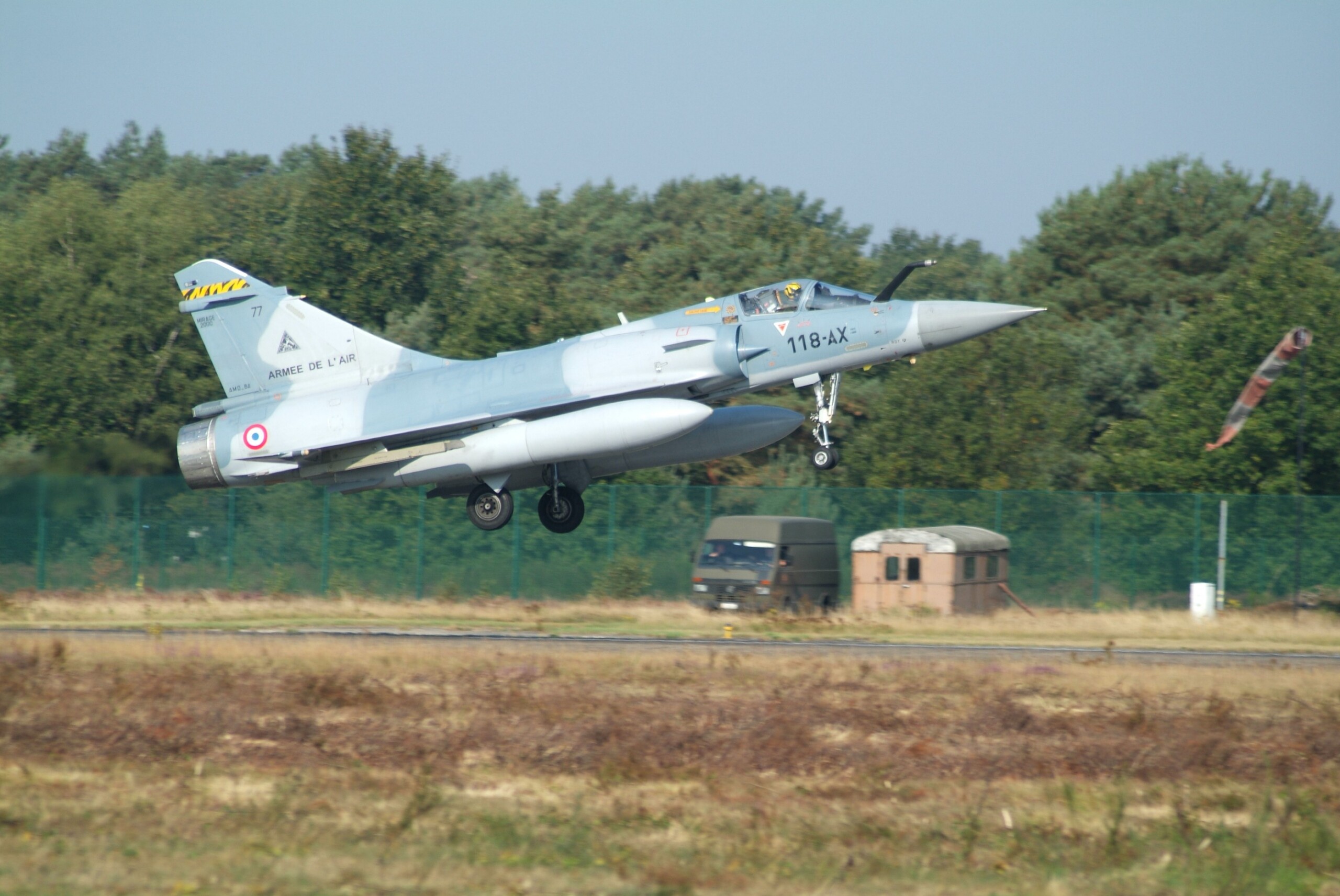 French Air Force Plans 2028 Loyal Wingman Flight in Sovereign AI Push