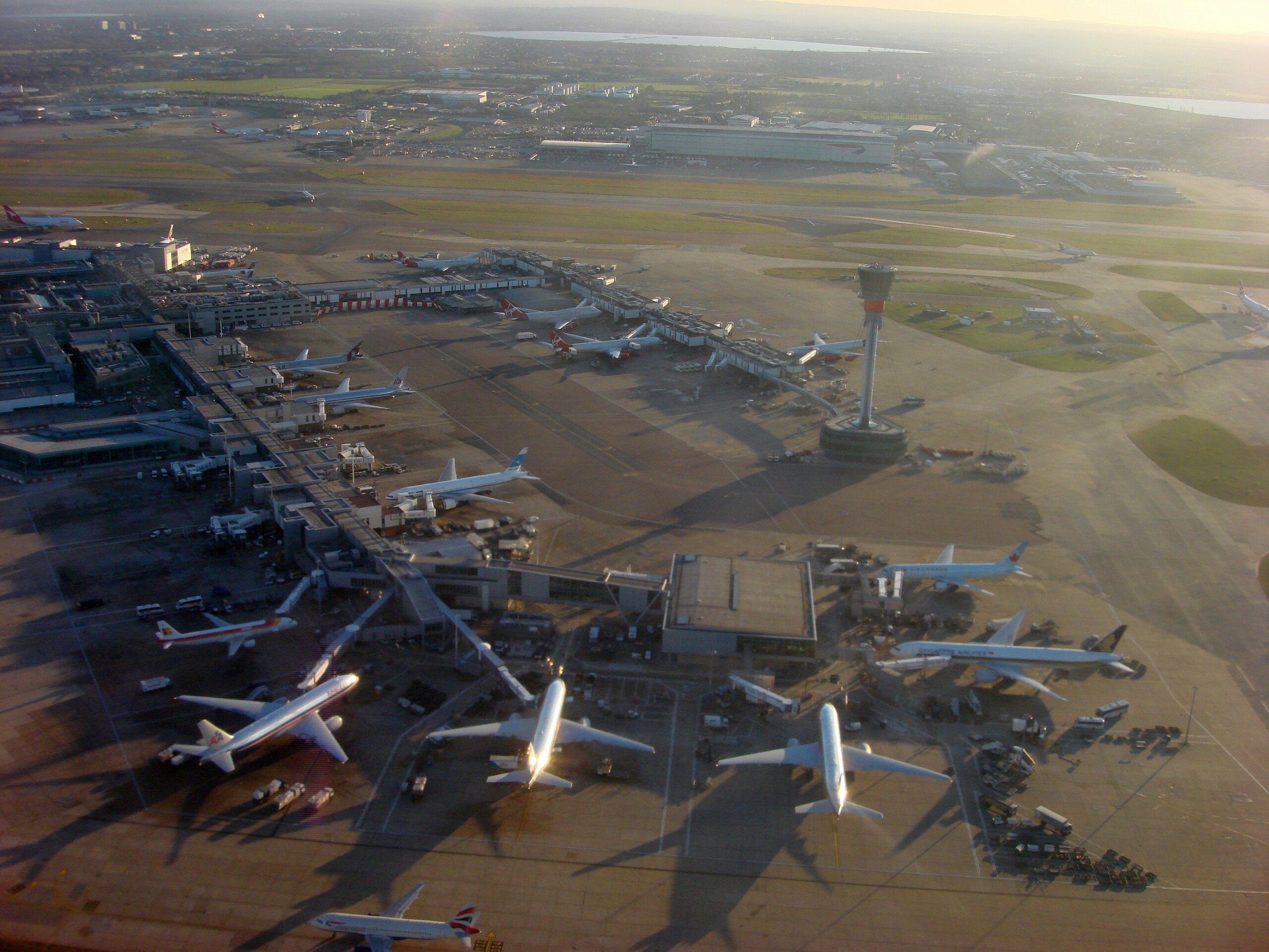 Heathrow to Open Public Consultation on Third Runway Plans in Late October