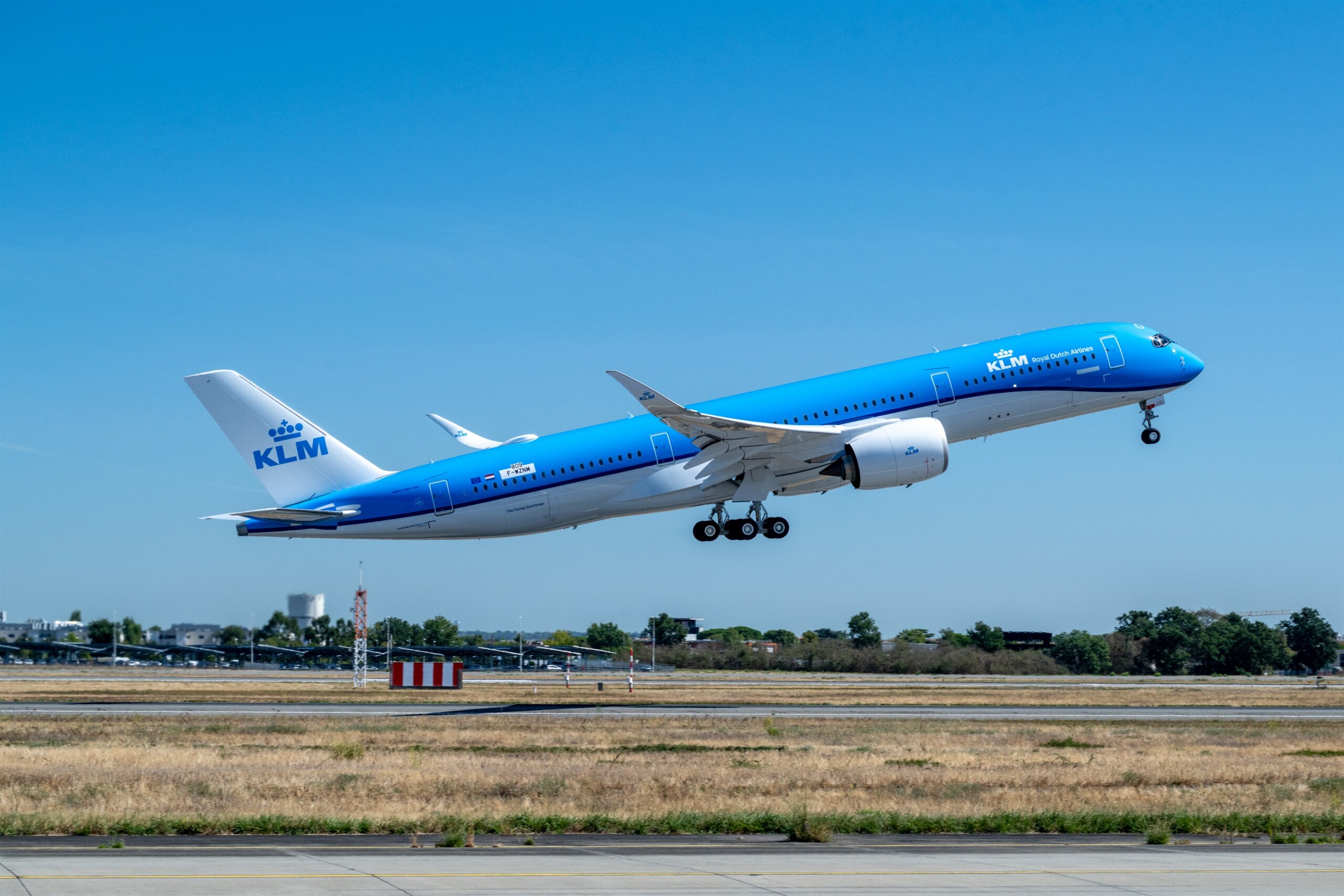 KLM Takes Delivery of Its First Airbus A350-900