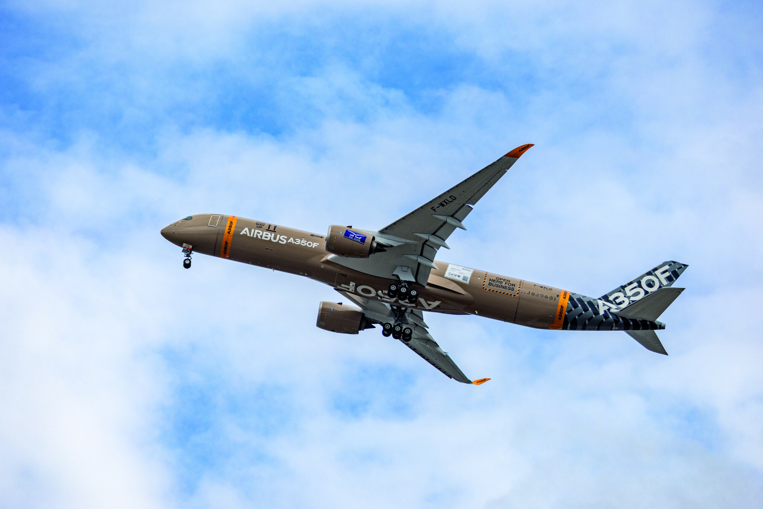 "A350F freighter makes first flight; Etihad has 10 on order"