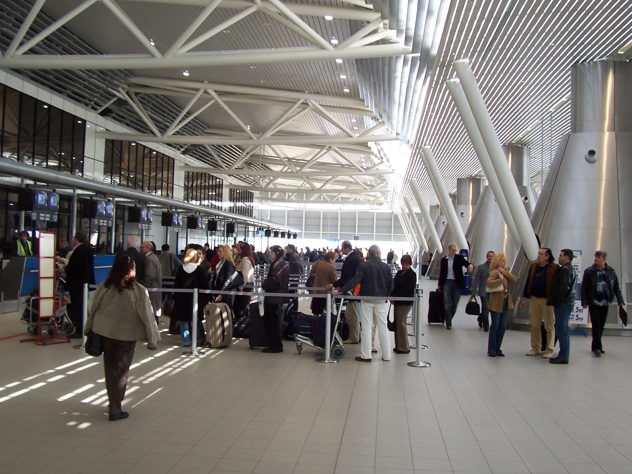 Sofia Airport Starts Building 5 MW Solar Plant on Airport Land