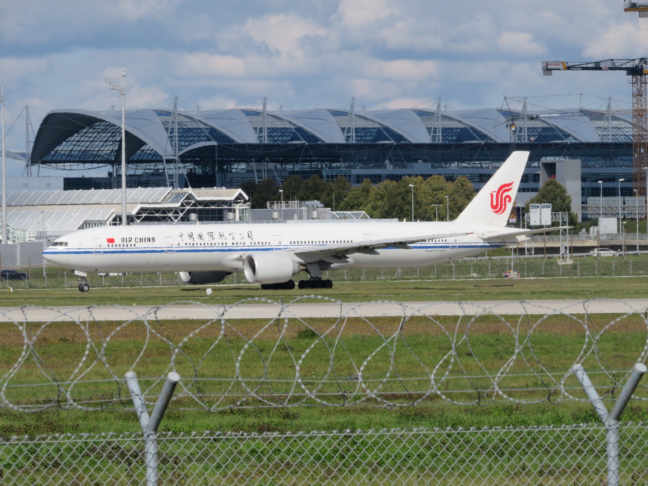 US Airlines Fight Air China's Extra Flights Tied to Xi Visit